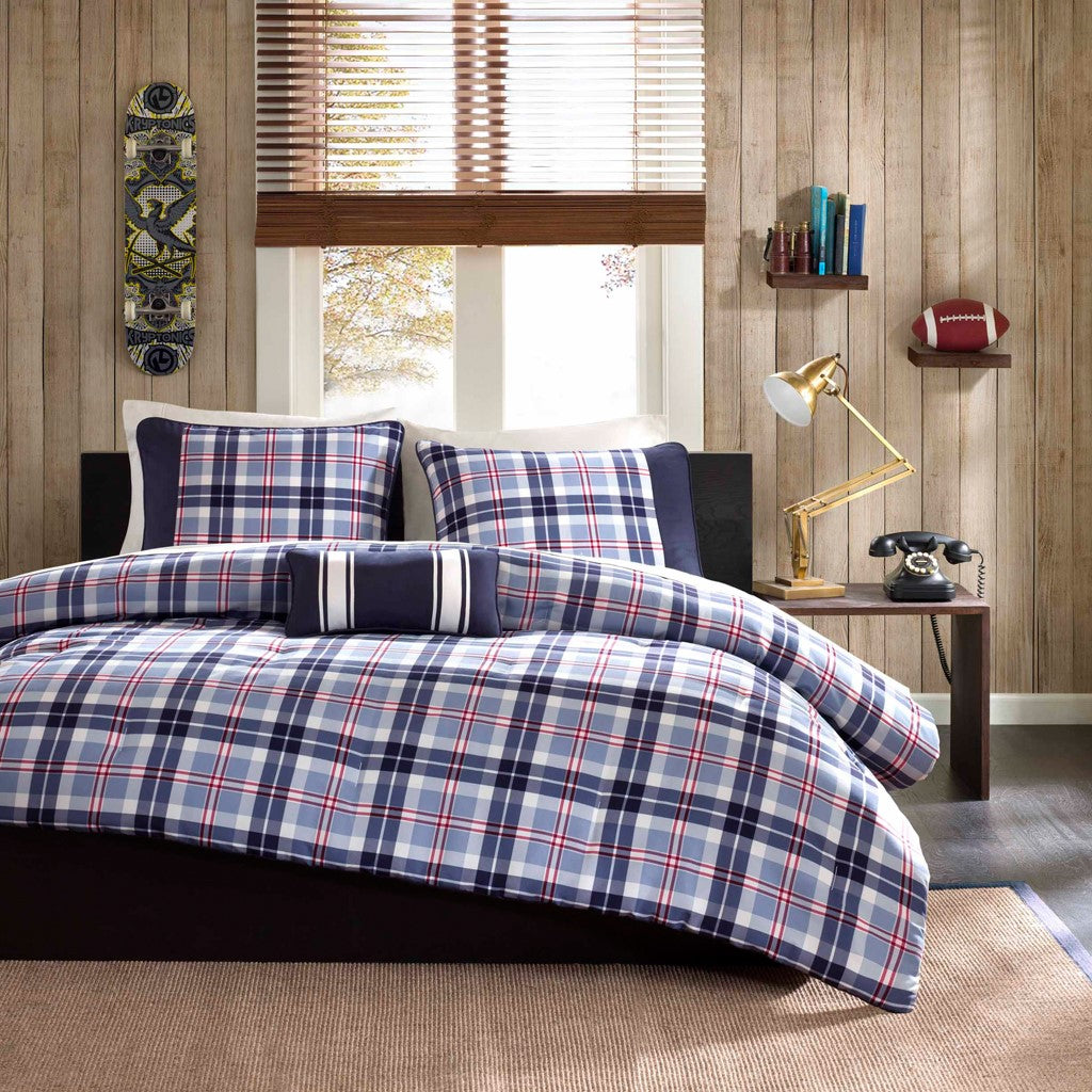 Elliot Comforter Set