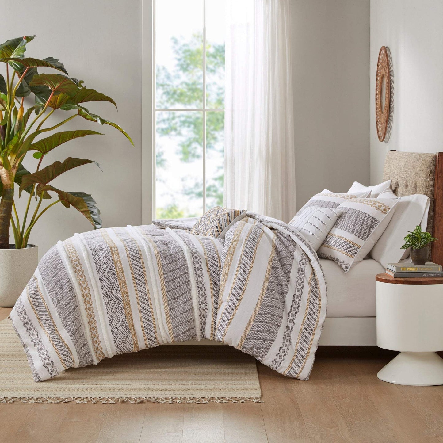 Newton Yellow/Charcoal 5-Piece Comforter Set Comforter Sets By Olliix/JLA HOME (E & E Co., Ltd)