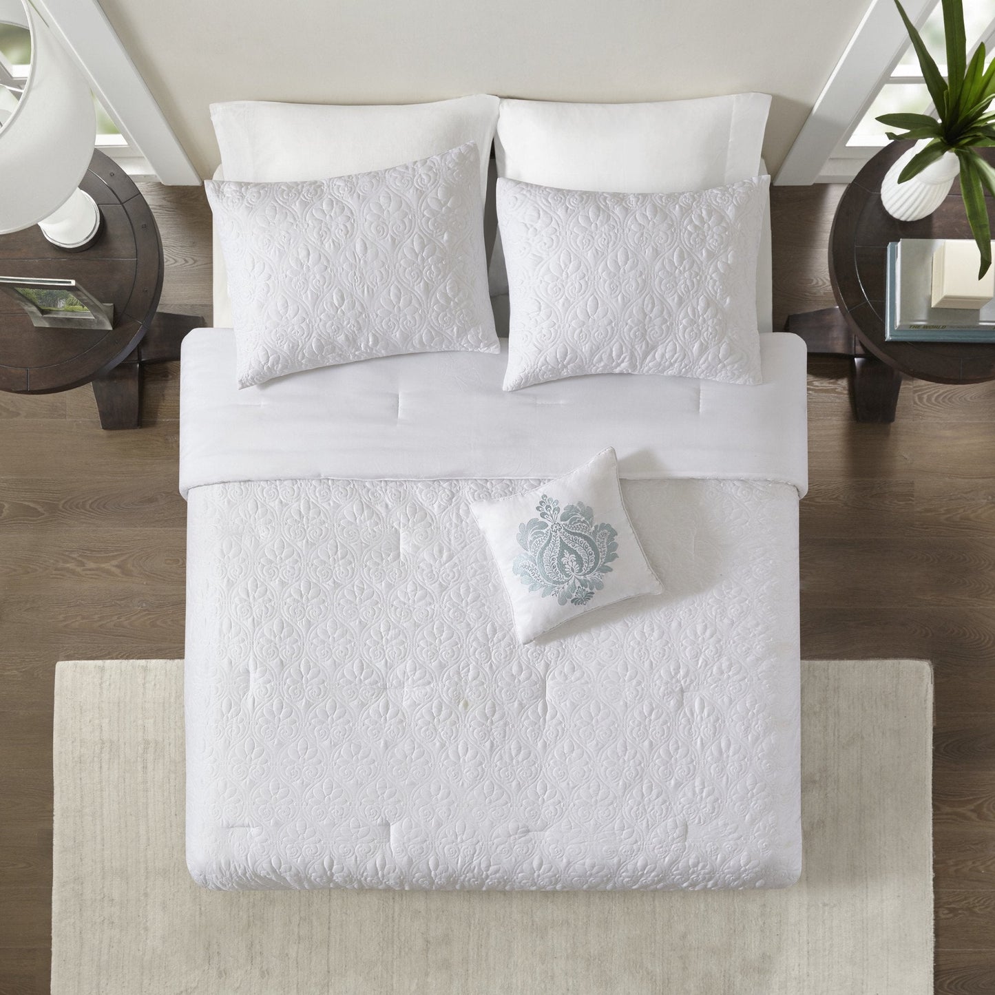 Quebec White 5-Piece Comforter Set Comforter Sets By Olliix/JLA HOME (E & E Co., Ltd)