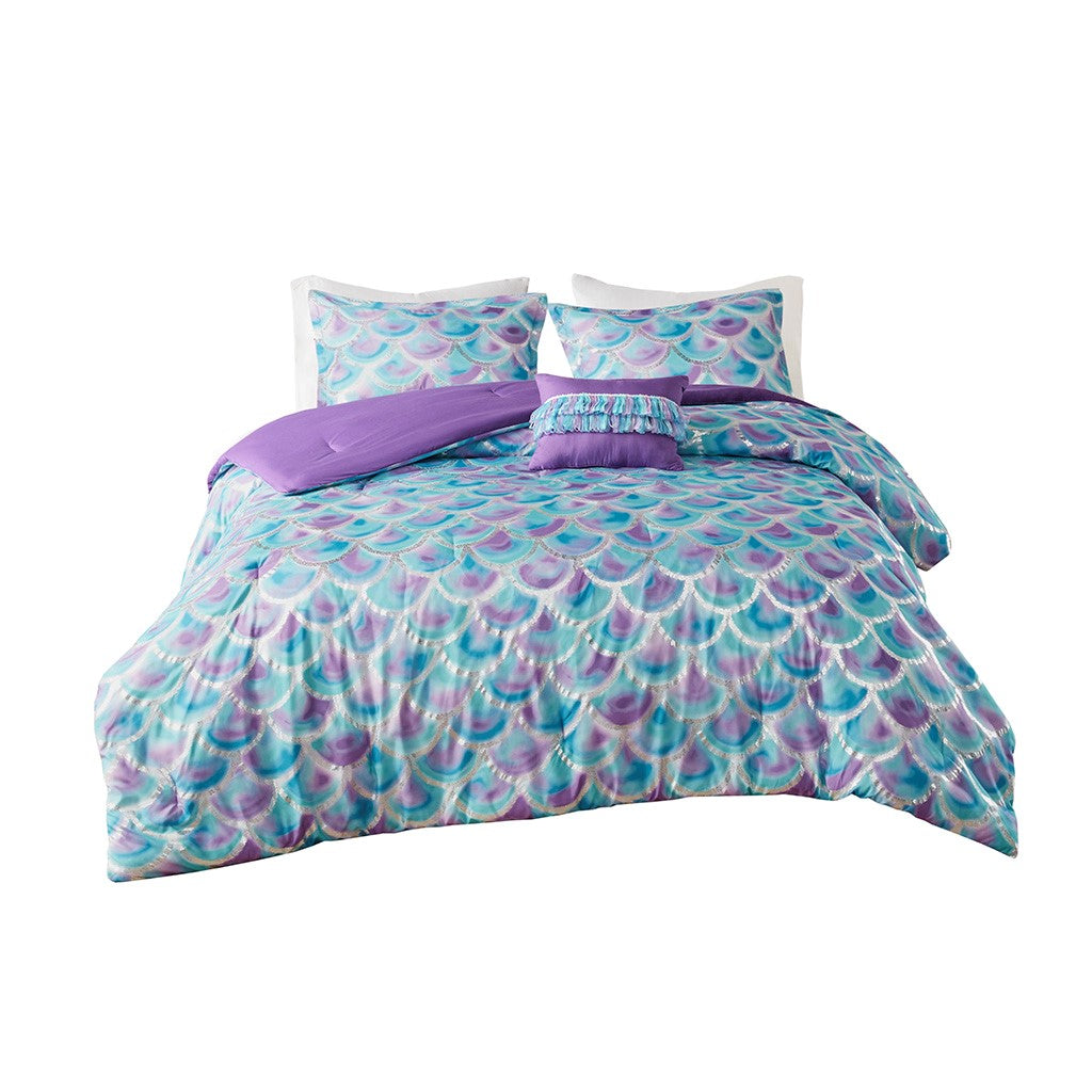 Pearl Metallic Printed Reversible Comforter Set