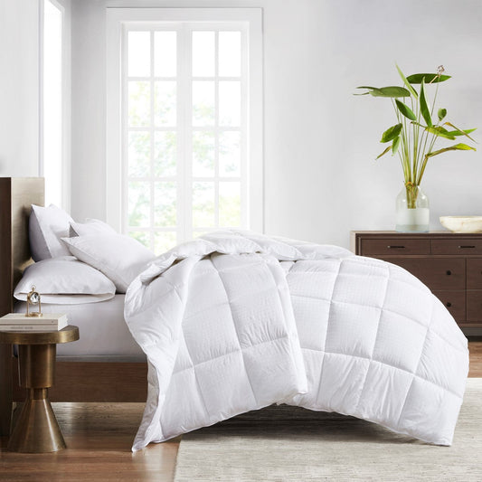 Signature Dobby Cotton Down Alternative Comforter