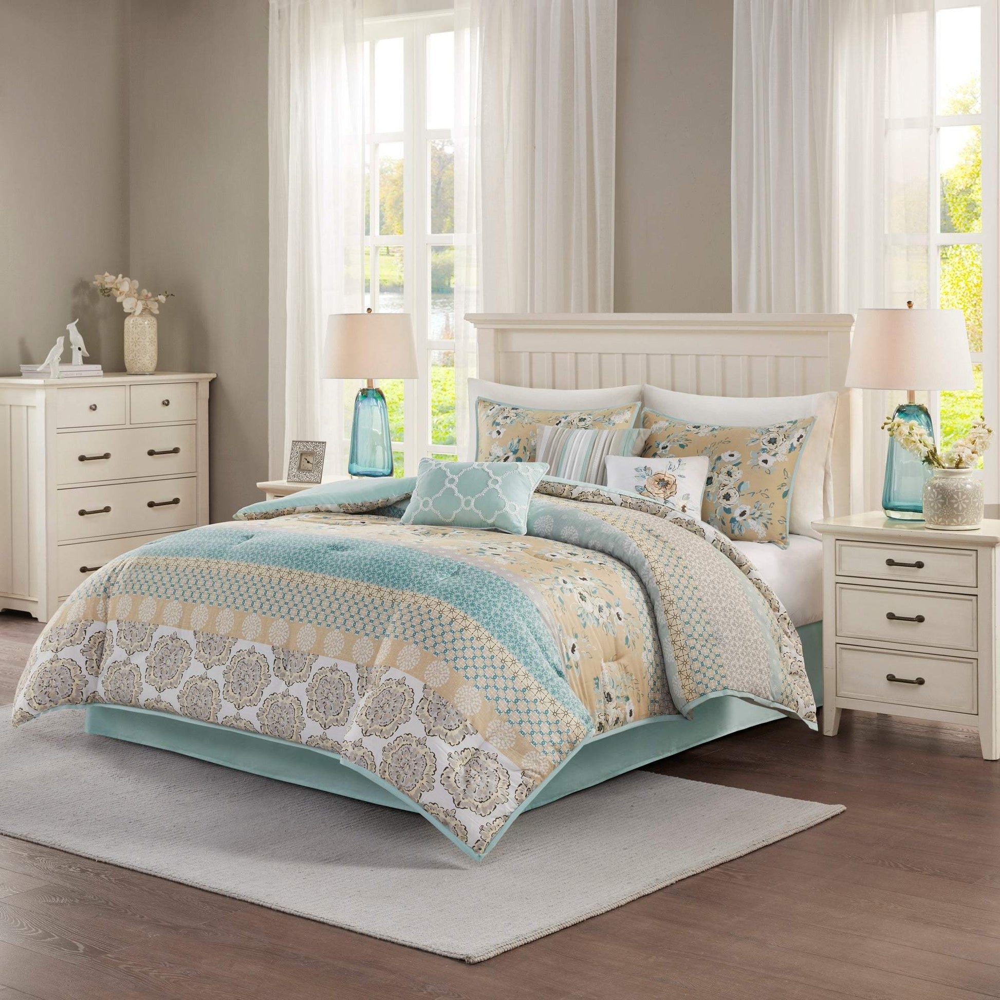 Willa Green 7-Piece Comforter Set Comforter Sets By Olliix/JLA HOME (E & E Co., Ltd)