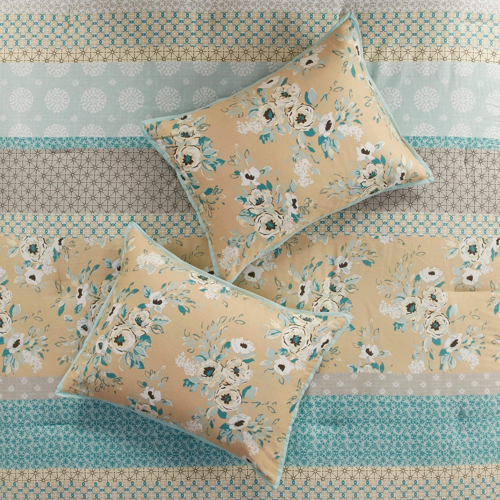 Willa Green 7-Piece Comforter Set Comforter Sets By Olliix/JLA HOME (E & E Co., Ltd)