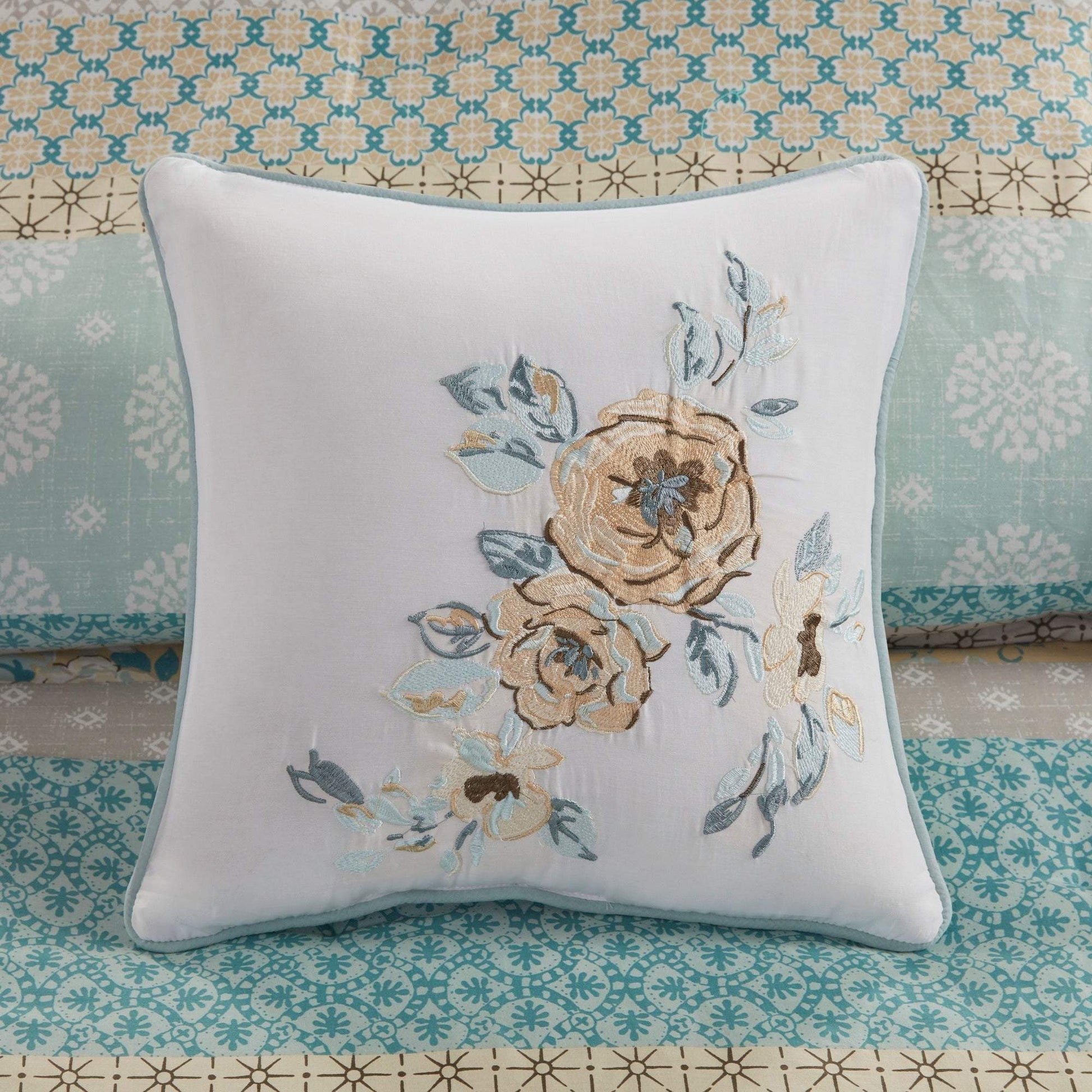 Willa Green 7-Piece Comforter Set Comforter Sets By Olliix/JLA HOME (E & E Co., Ltd)